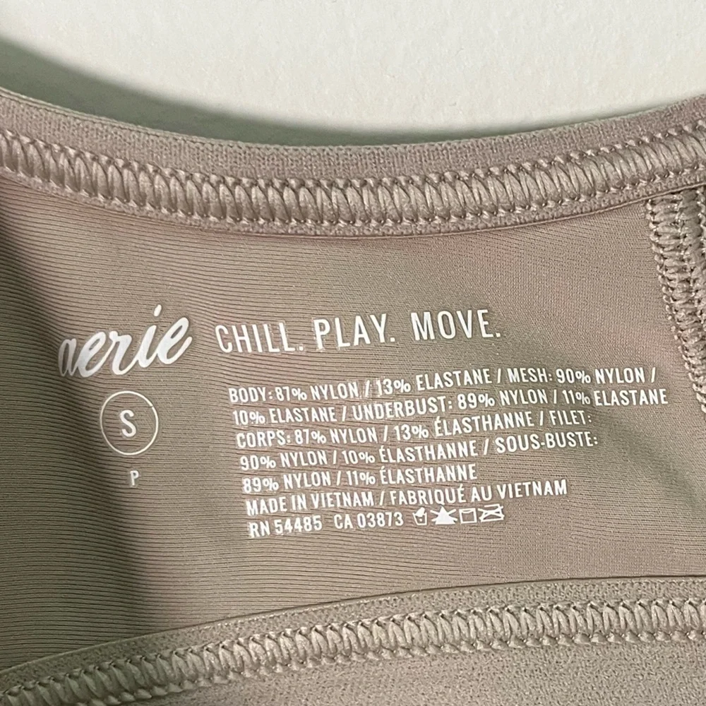 Aerie Women’s Beige Chill Play Move Sports Bra Size S - Picture 4 of 5